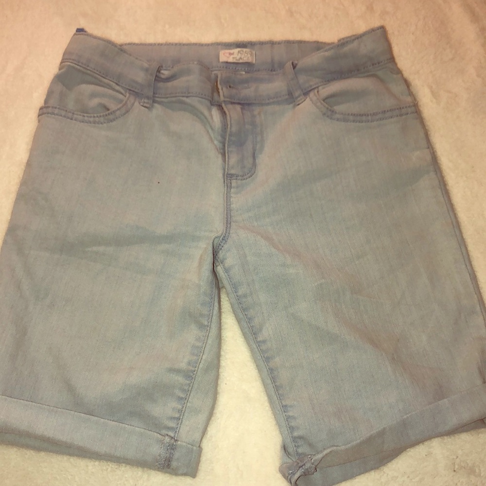 LIGHT BLUE SHORTS